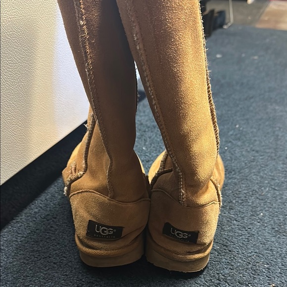 UGG Women's Tan Boots - Picture 1 of 6